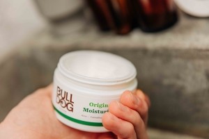 Bulldog Skincare Loop reusable packaging