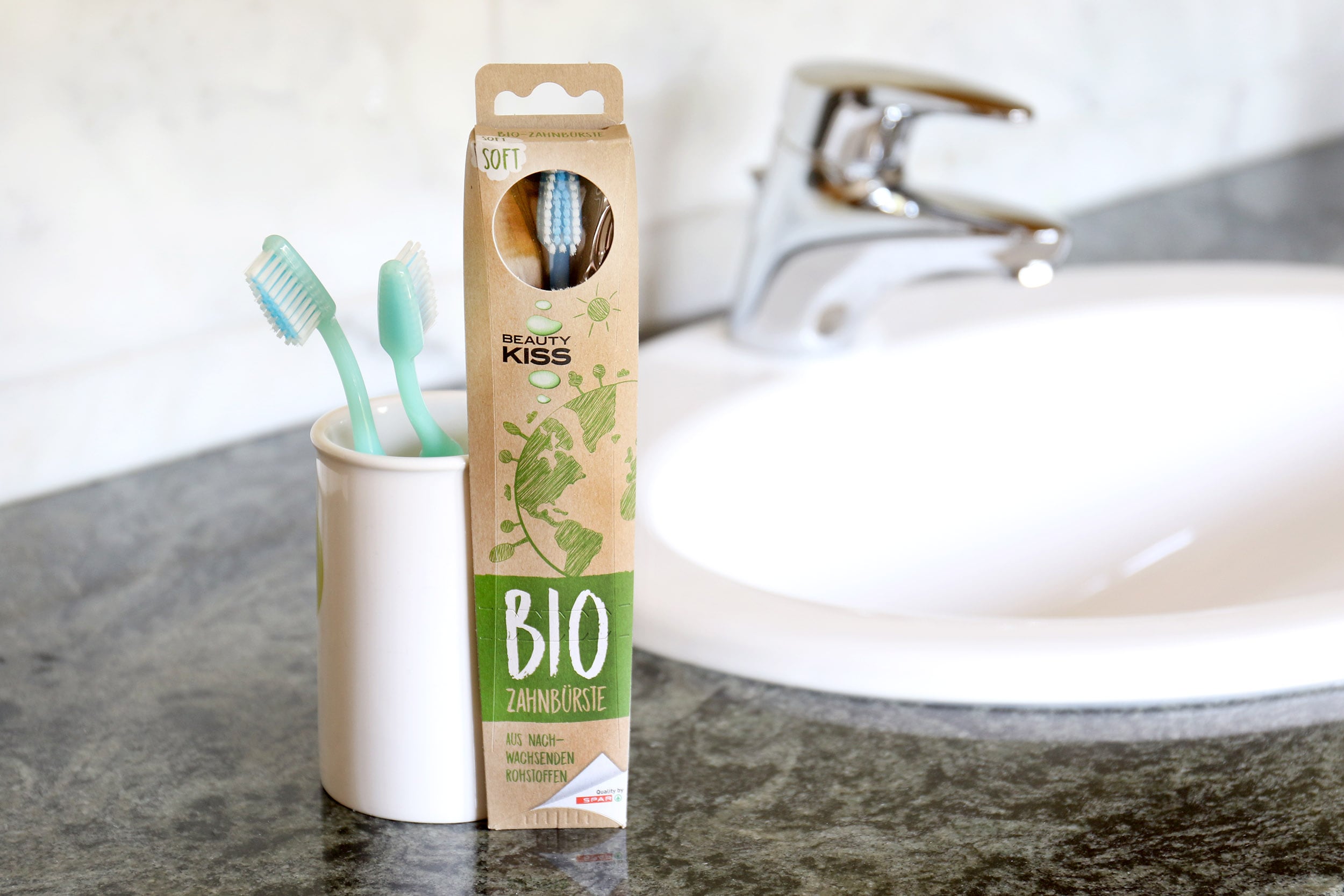 Spar Austria launches bioplastic toothbrush