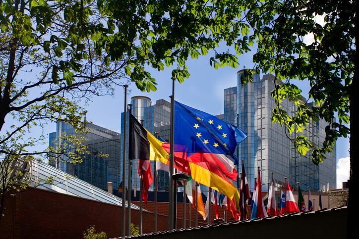 Cosmetics-Europe-talks-EU-Cosmetics-Regulation-REACH-Regulation-and-Microplastics-Restriction-updates.jpg