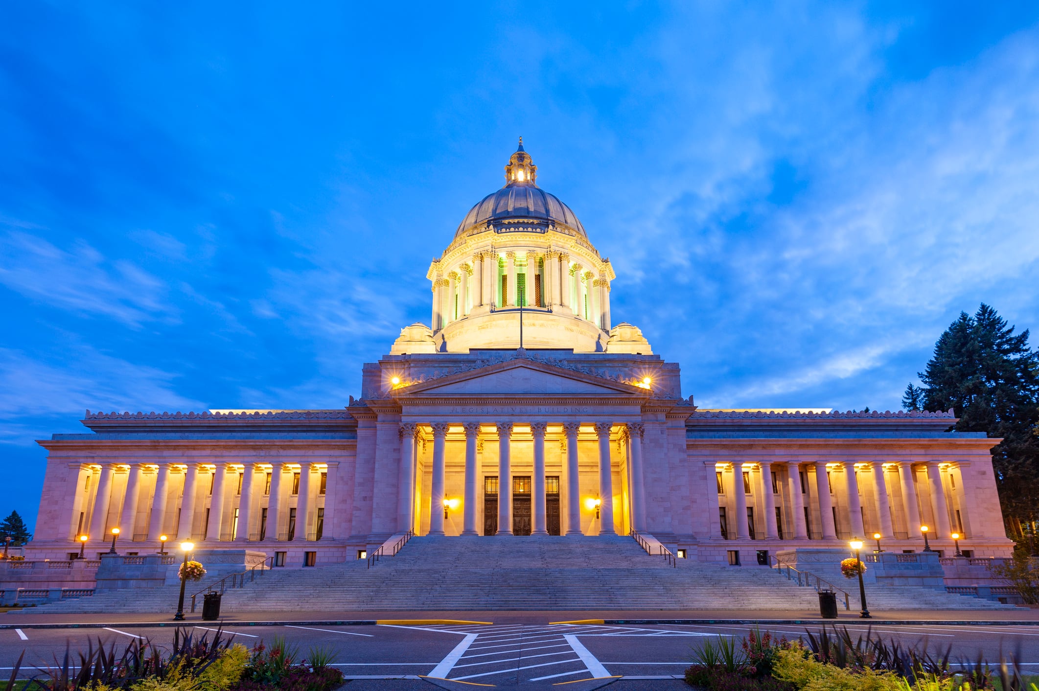 Washington first state to ban formaldehyde-releasing chemicals in cosmetics