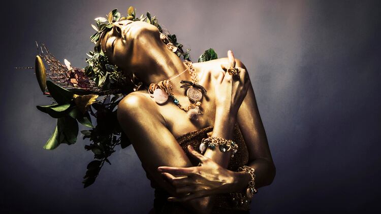 Good as gold: Embedded gold nanomaterial in cosmetics could alleviate dermal toxicity – Study
