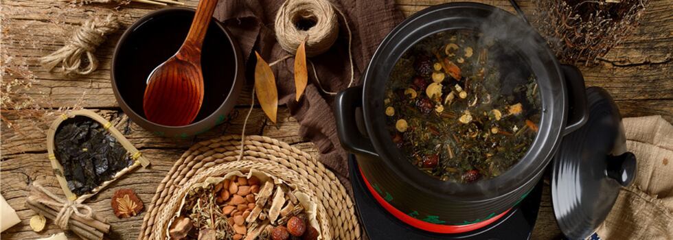Benefits-of-herbal-extracts-using-the-principles-of-Traditional-Chinese-Medicine-for-health-and-beauty.png