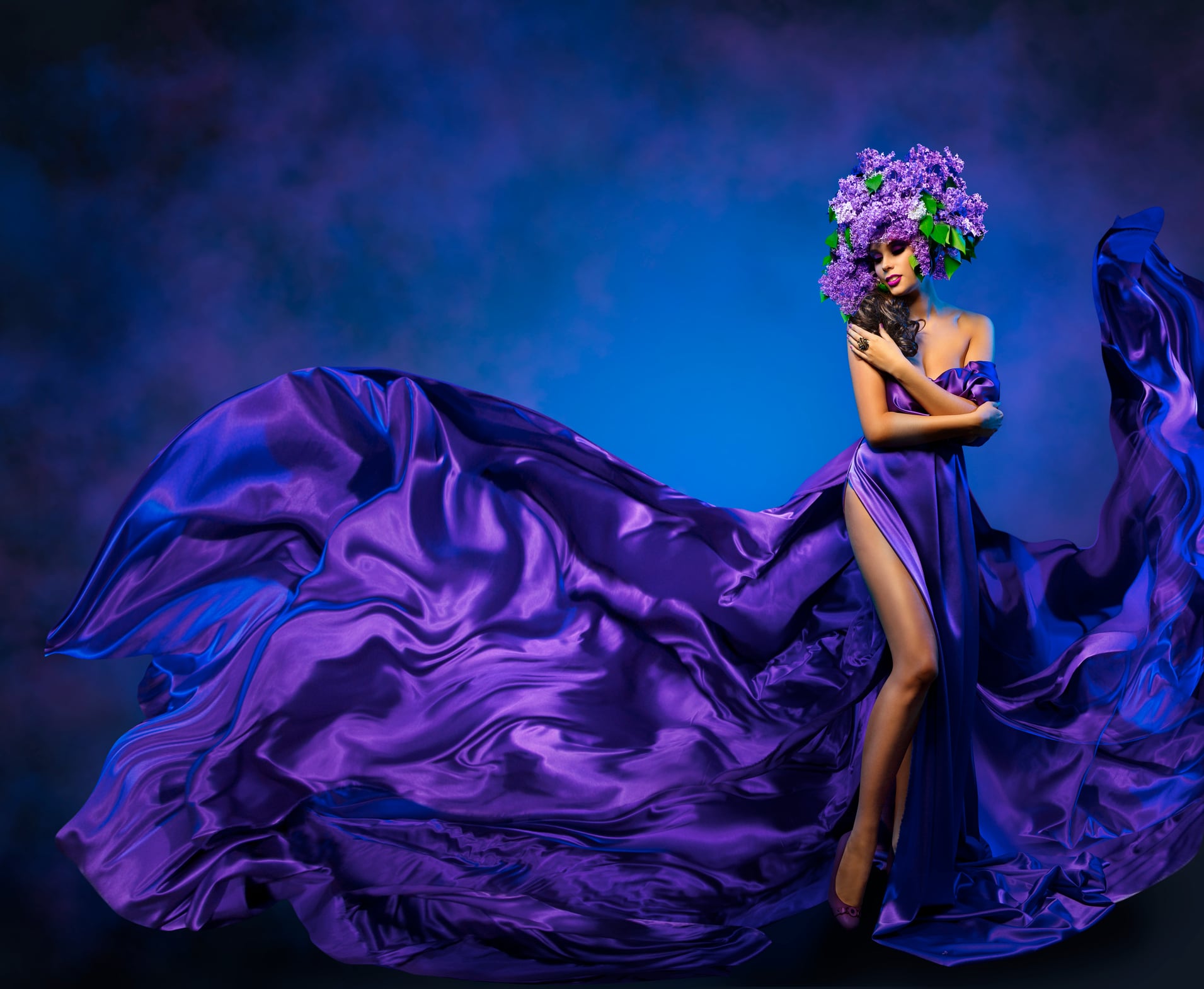 Violet is among one of the predicted fragrance trends for 2025...