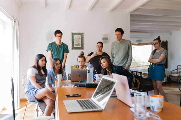 Avon-Foundation-reveals-2019-scholarship-grant-winners.jpg