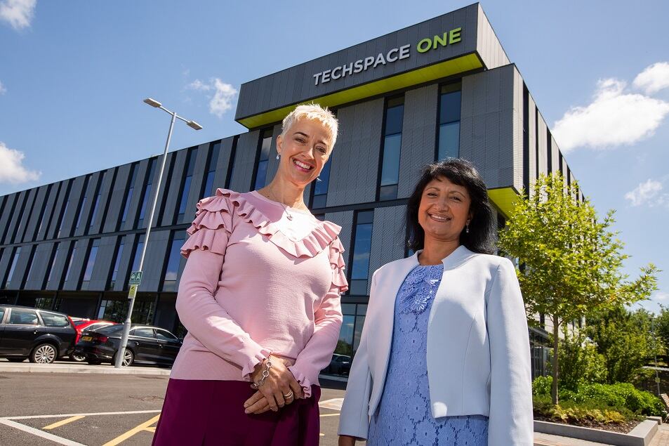 Animal-free cosmetics testing company celebrates 10 years