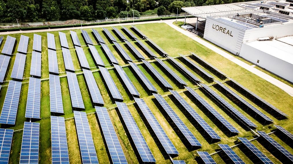 ‘Providing resources to do the right thing’: Reuse and refillable concepts on the sustainability agenda for L’Oréal