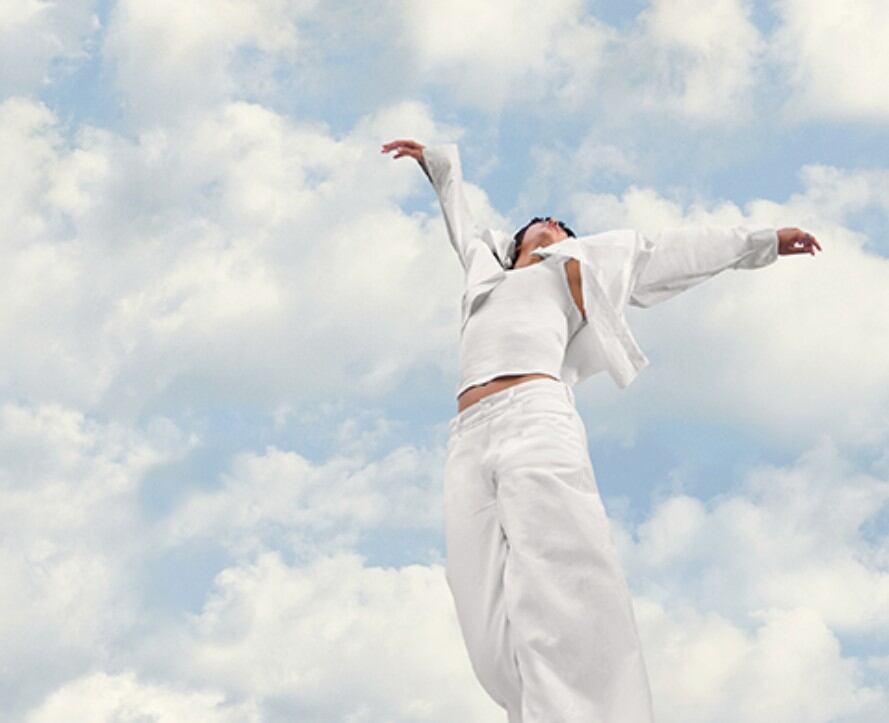 Cloud dancer Pantone beauty & wellness