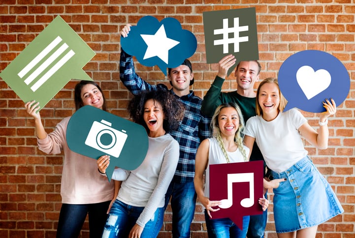GenZ_generationZ_online_socialmedia_digital_influencer_beauty_cosmetics.jpg