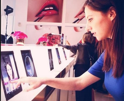 klæde Permanent Airfield L'Oréal's 'Makeup Genius' app sees success in China with 4.7 million  downloads