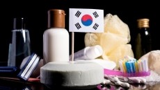 Korea says it will work with local regulators to support and expand cosmetic exports to the Vietnamese market. [Getty Images]