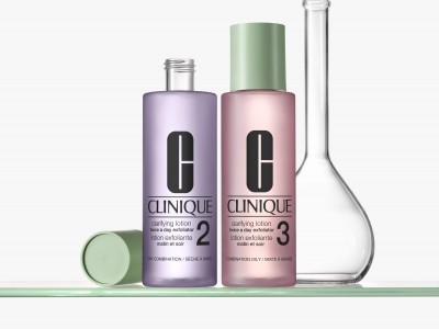 The Estée Lauder Companies has redesigned its Clinique Clarifying Lotion 200ml bottles, manufacturing them with a smart moulding technology that enables 10-15% reduction in waste during processing [Image: The Estée Lauder Companies]