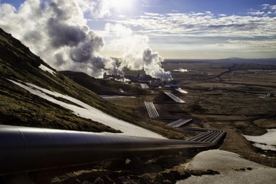 geothermal energy is considered renewable by the RE100 Initiative | © Getty Images \ (sumos)