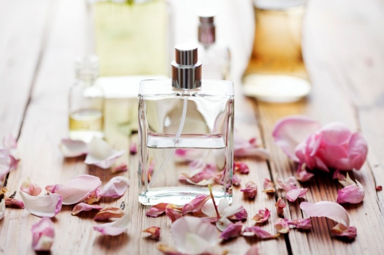 Traditional perfumeries experiencing some 'real gaps in performance'