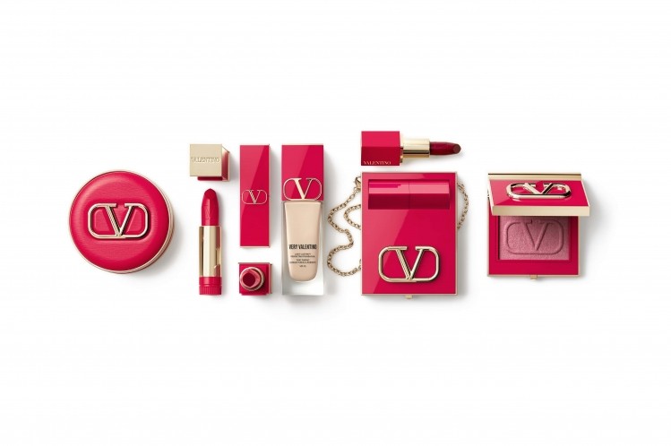The Valentino Beauty makeup collection features a range of bold lipsticks and fun compacts designed to appeal to all genders, ages and cultures [Image: L'Oréal Travel Retail/Valentino]