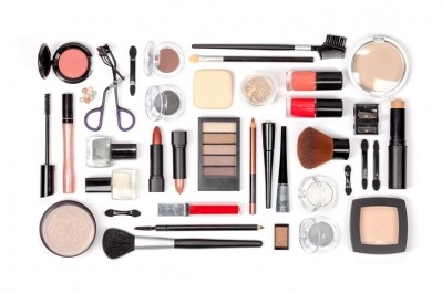 Britain’s beauty market set to hit £2 bn this year: makeup on the up