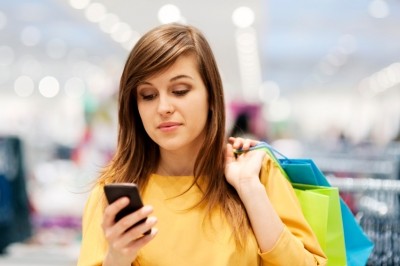 Smartphone searches drive beauty and fashion retail growth