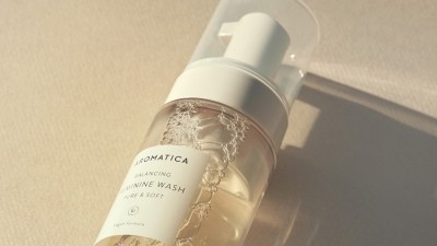  Olive Young is expecting its clean beauty brands to rake in $200m in sales this year. [Aromatica]